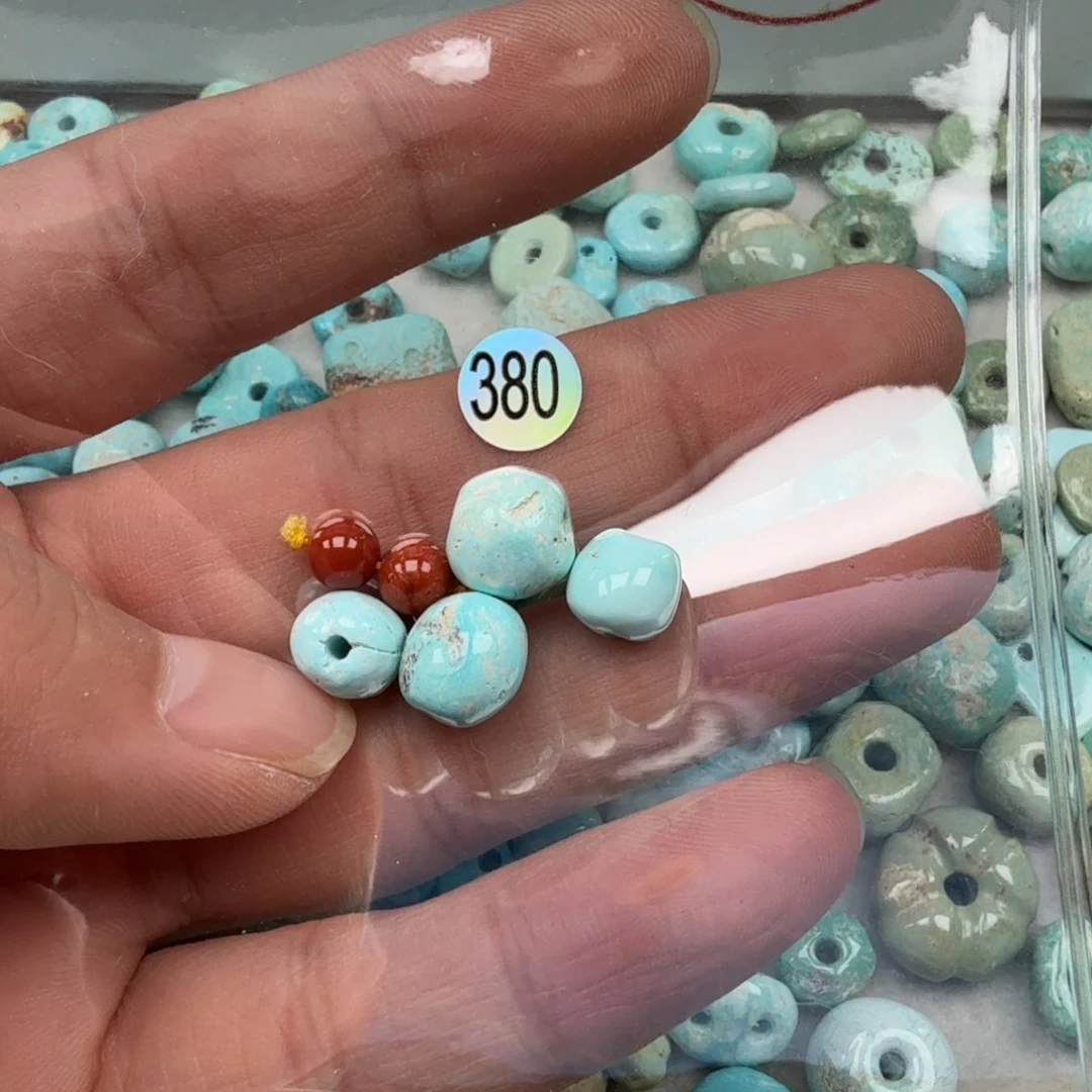 南红玛瑙未镶嵌珠宝奇石