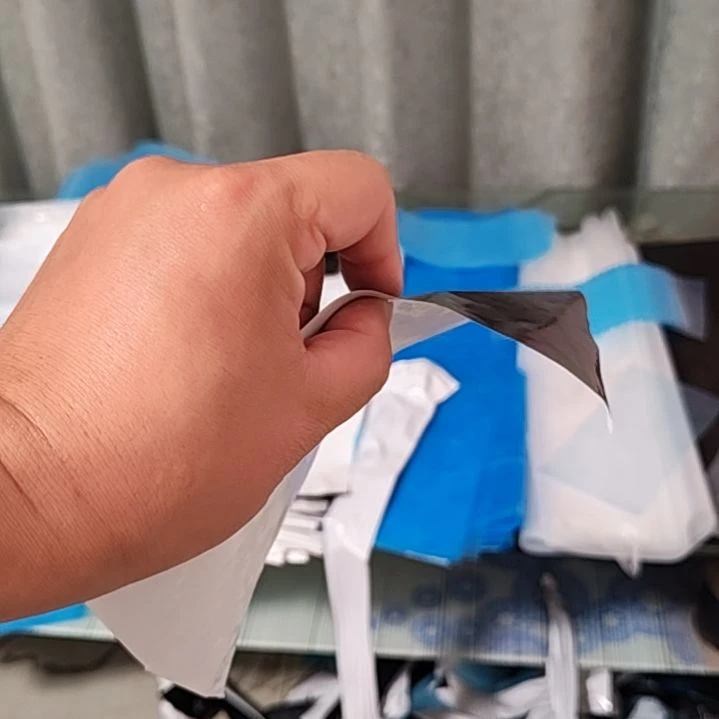 稳***哥4*14*14丝黑白膜裁剪一张