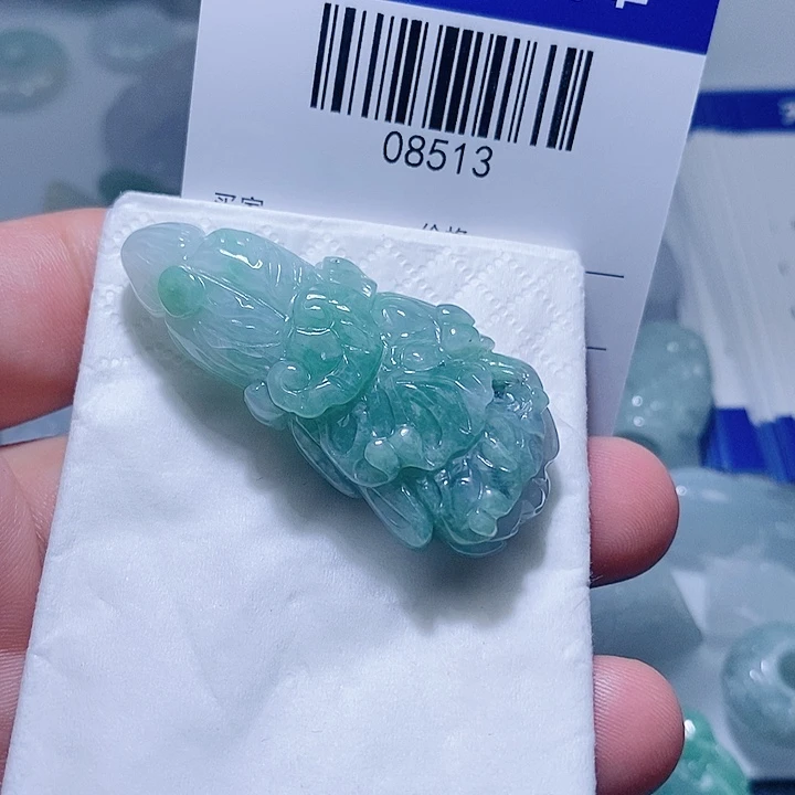 翡翠未镶嵌颈饰天光墟翡翠市场现金代购