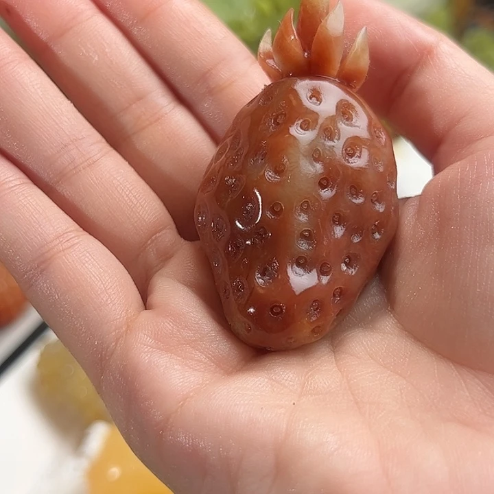 用***.蛇纹石玉未镶嵌珠宝奇石
