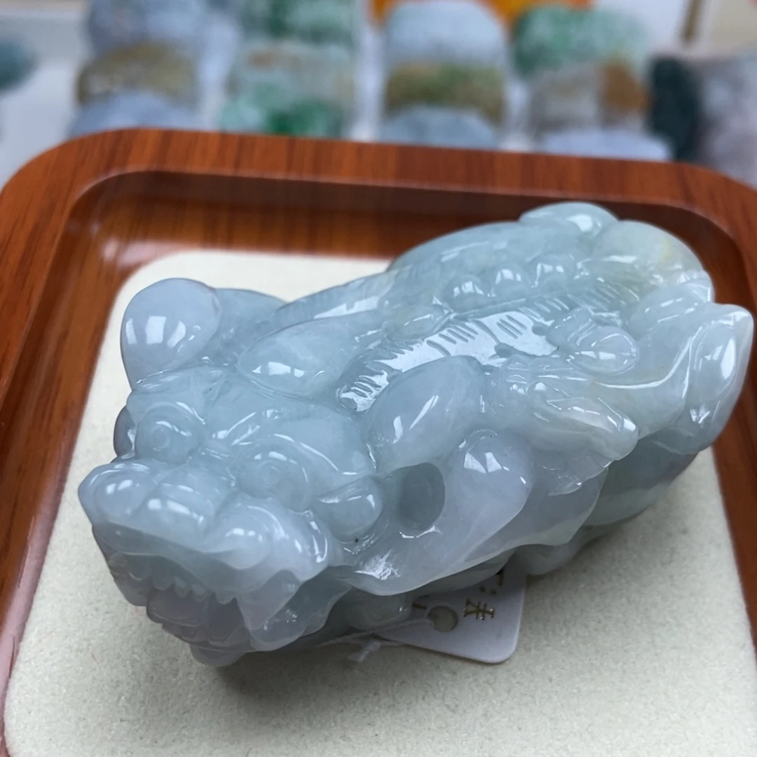 享***生吊坠(赠链)未镶嵌翡翠貔貅手把件