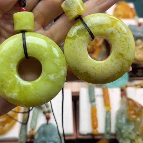 岫玉挂件未镶嵌挂件