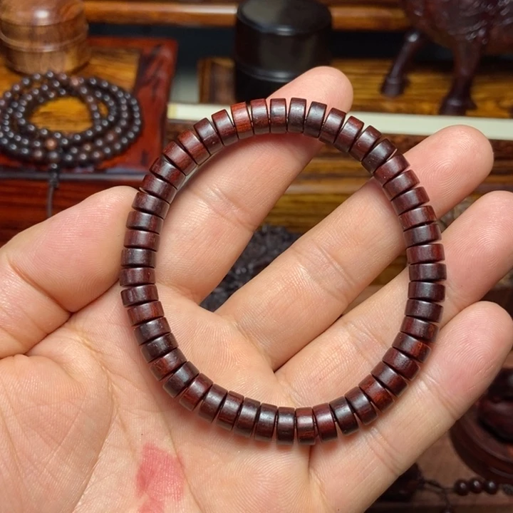 檀香紫檀（小叶紫檀）手串