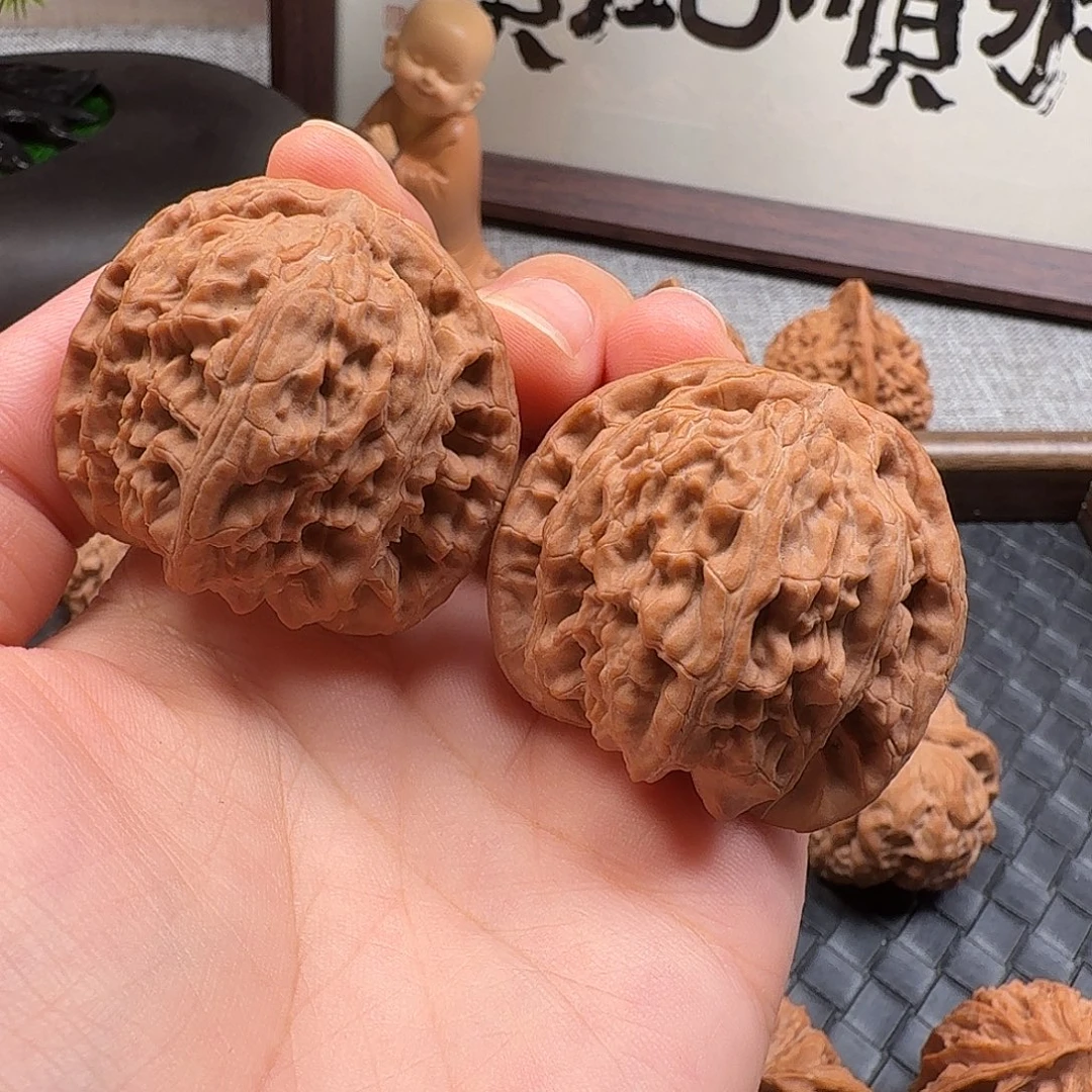 鹏***核桃全品新果白狮子42
