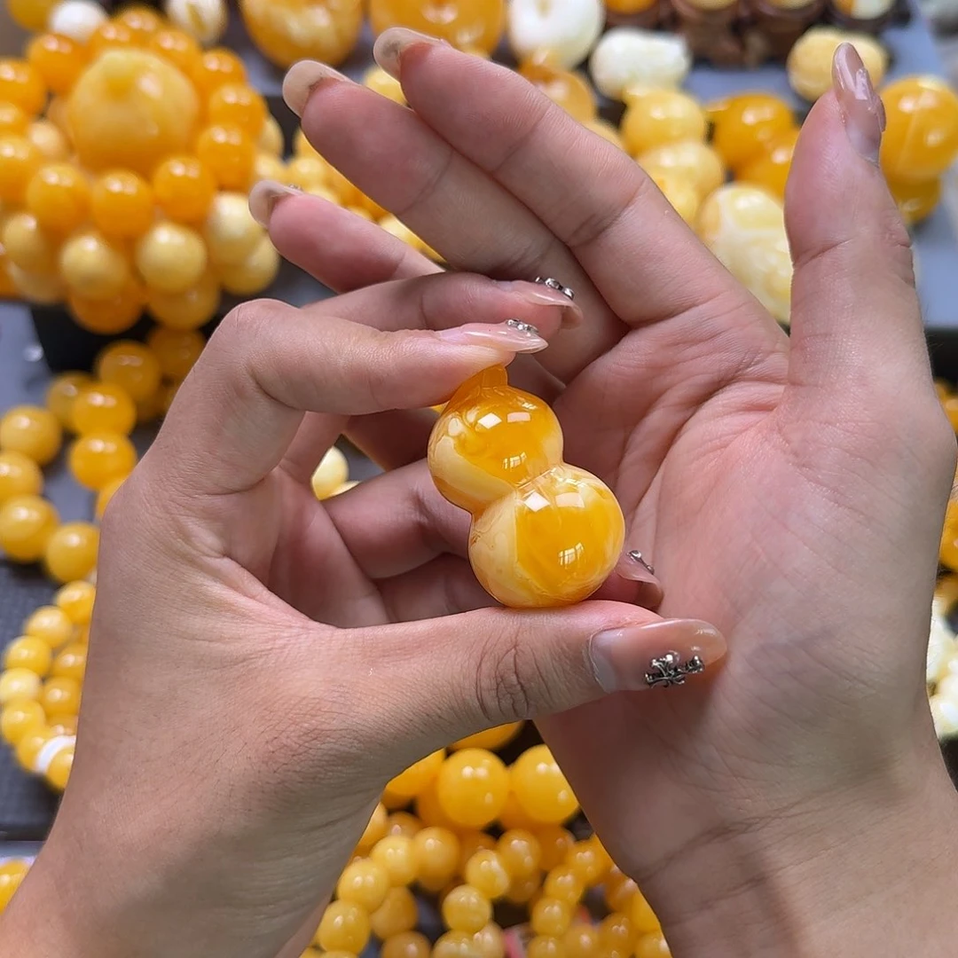 未镶嵌蜜蜡珠宝奇石