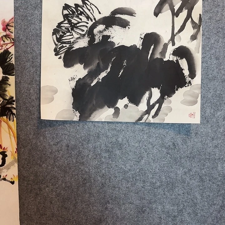 国画刘刘主初初到