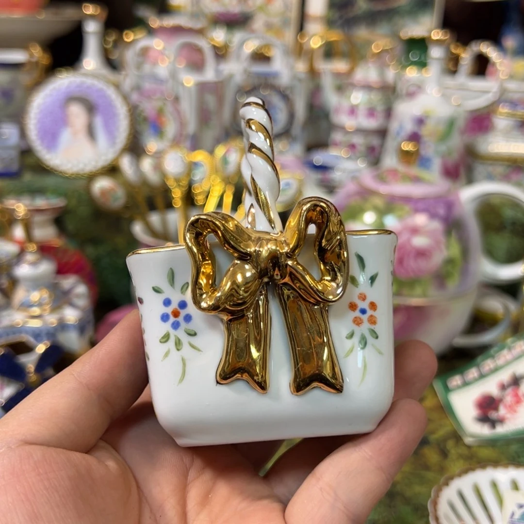 摆件鹿与海陶瓷家居用品有限公司