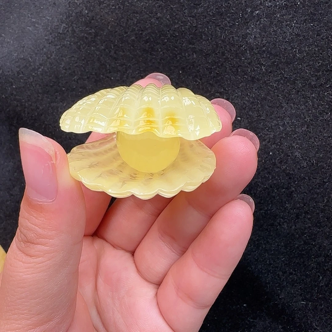 蜜蜡未镶嵌珠宝奇石