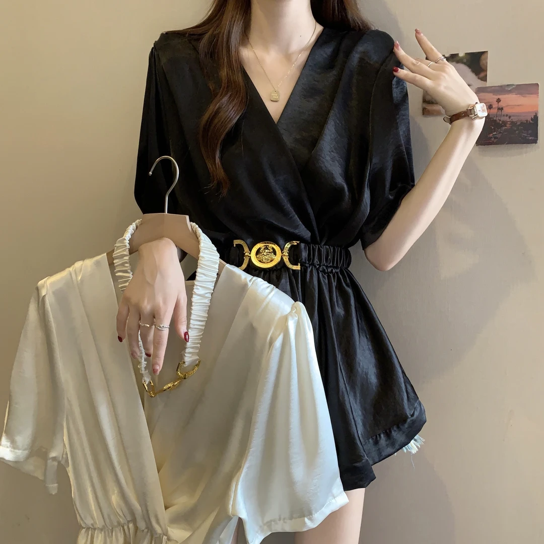 高级感轻奢醋酸缎面V领衬衫女2025大码胖MM气质腰带收腰遮肚