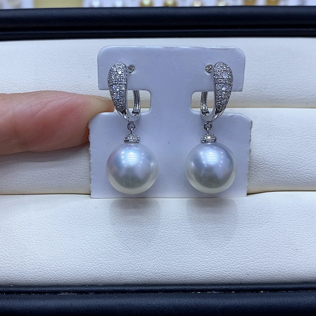 海水珍珠18K金镶嵌耳饰12到13点位澳白