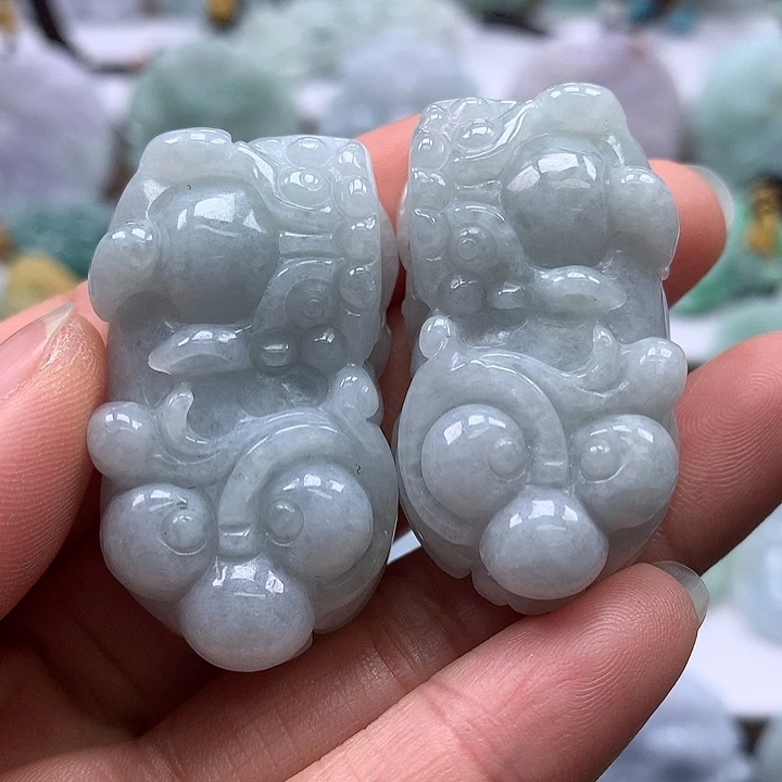 翡翠未镶嵌颈饰貔貅一对福利