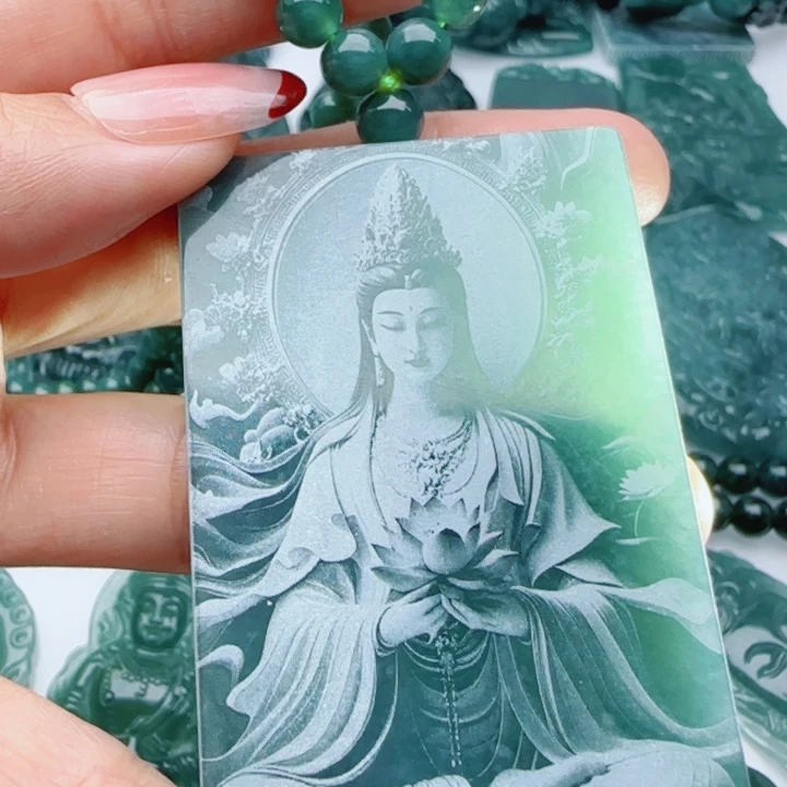 翡翠未镶嵌颈饰多样性发货天然A货翡翠