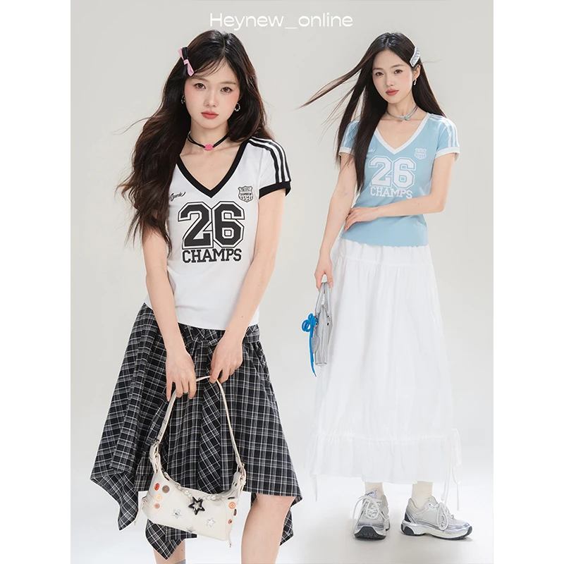 LOVEHEYNEW美式V领数字印花短袖女正肩修身显瘦辣妹短款上衣5c628