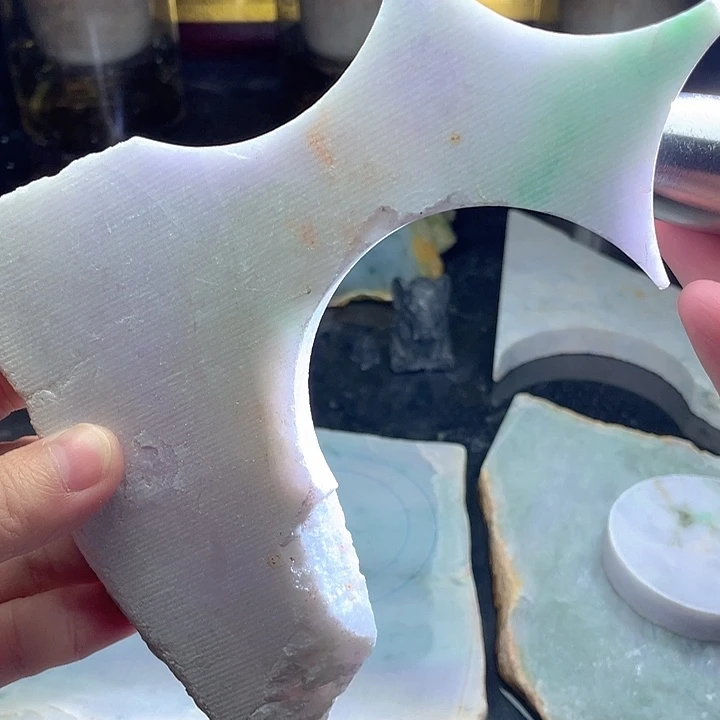 翡翠未镶嵌颈饰毛料20