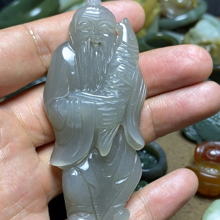 和田玉未镶嵌颈饰