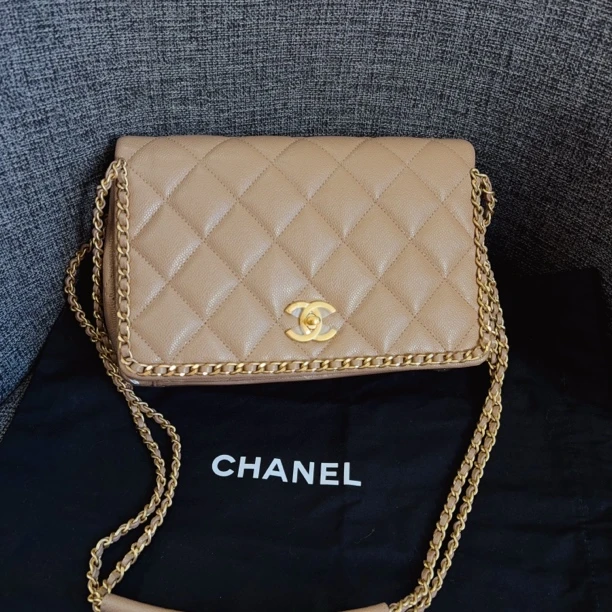99新 Chanel/香奈儿 Chanel22B奶茶米驼色荔枝皮金币滚边豆腐包
