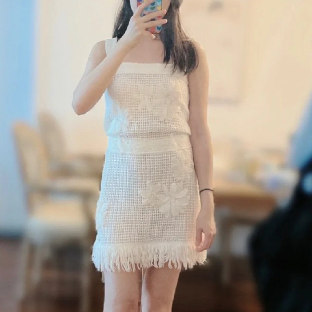 99新 Chanel/香奈儿 W108126/流苏花朵刺绣吊带连衣裙/34码