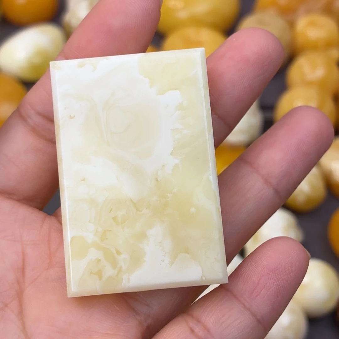 蜜蜡未镶嵌吊坠(不含链)精工子刚牌