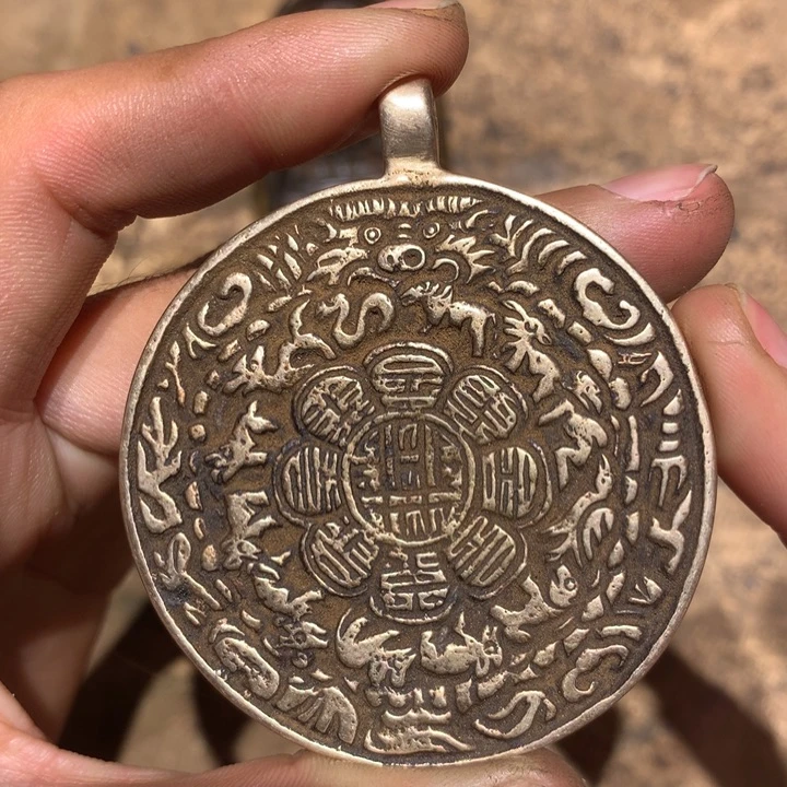 琉璃颈饰?****?喜欢的朋友