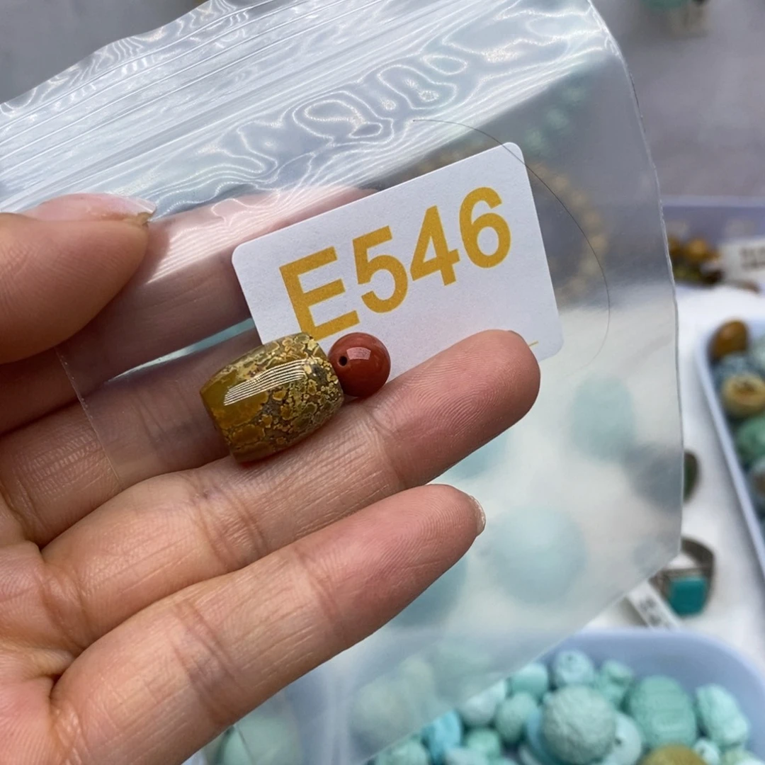 未镶嵌南红玛瑙珠宝奇石