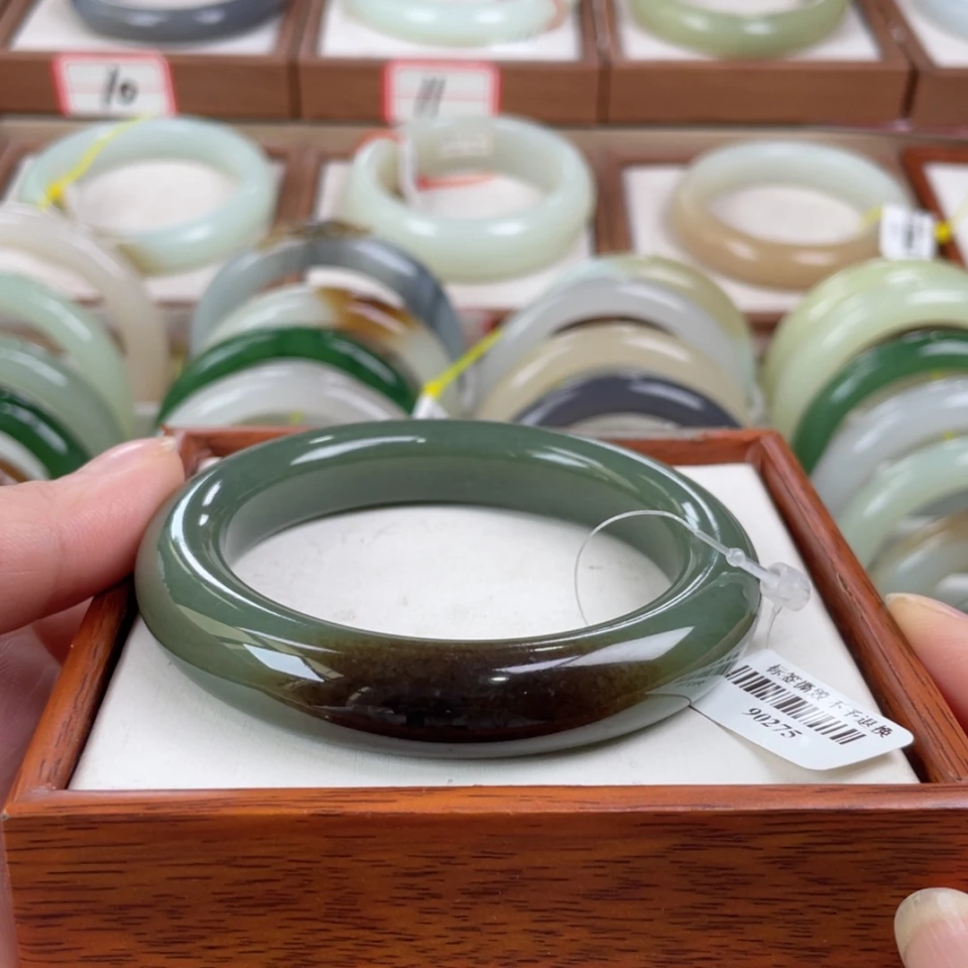 【闪购商品】和田玉手镯未镶嵌和田玉58.1。11