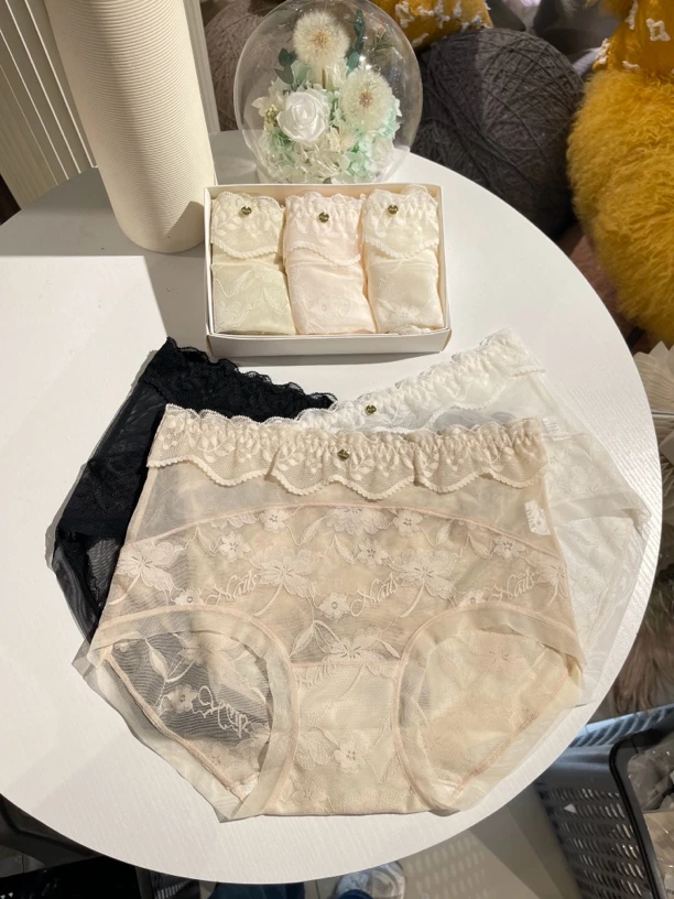 3条装 水中纱 夏季软感提花蕾丝女士内裤中腰大包臀