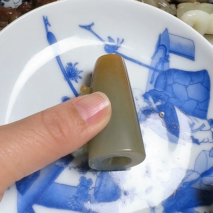 瓷片那*海新号开插瓷盘一个