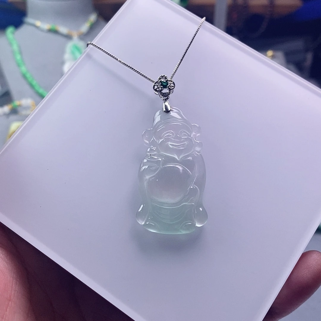 翡翠未镶嵌吊坠(赠链)