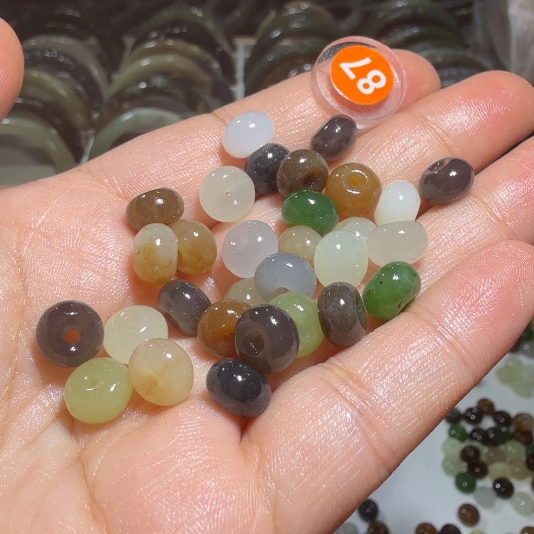 和田玉未镶嵌珠宝奇石