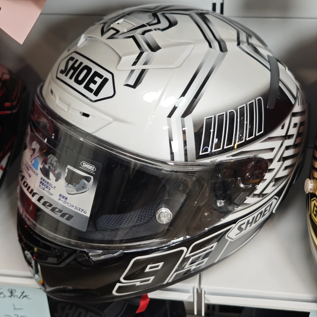 日本进口正品红蚂蚁白蚂蚁红色飞行器X14X15摩托车头盔