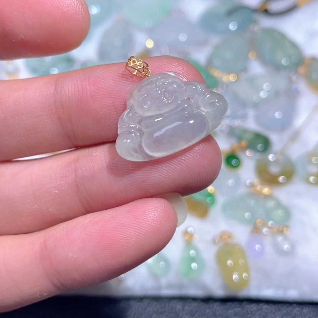 翡翠18K金镶嵌颈饰翡翠