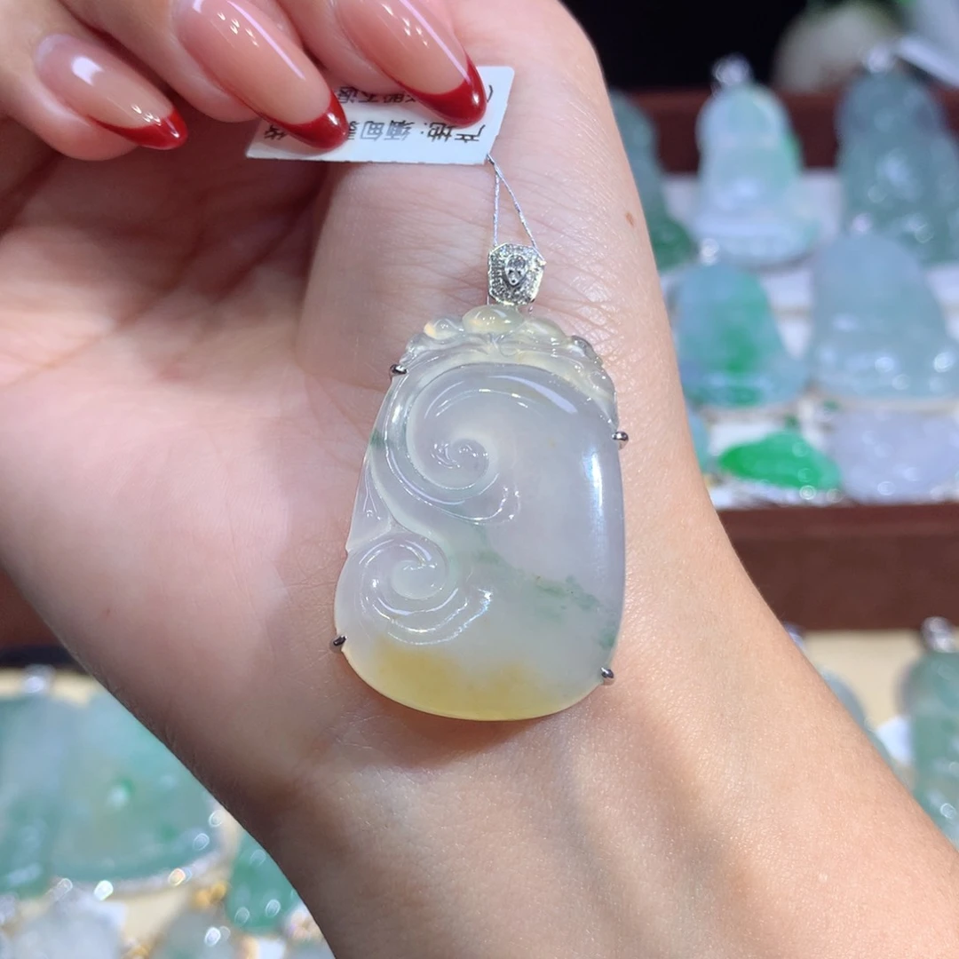 吊坠(不含链)18K金镶嵌翡翠