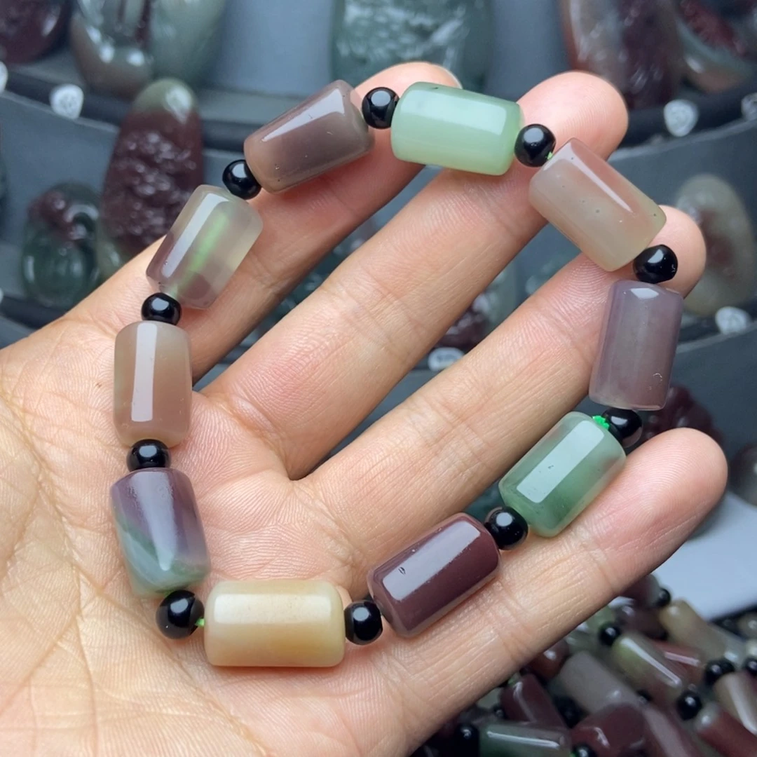 玛瑙/玉髓未镶嵌颈饰