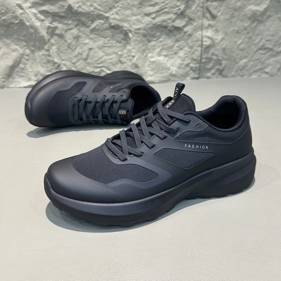 DMXUXM『设计风』轻松搭配~匠心制作~新款百搭户外休闲防滑运动鞋男