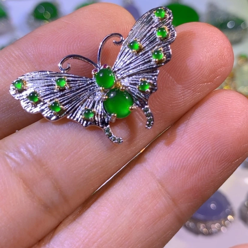 【闪购商品】翡翠挂件银S925镶嵌天然翡翠