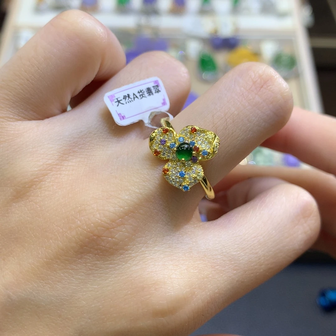 翡翠颈饰银S925镶嵌翡翠