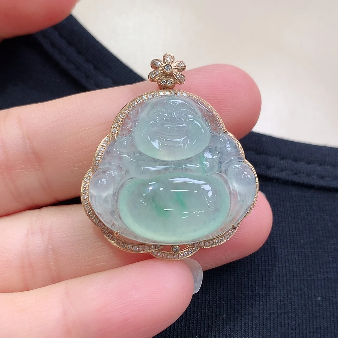 颈饰18K金镶嵌翡翠佛公