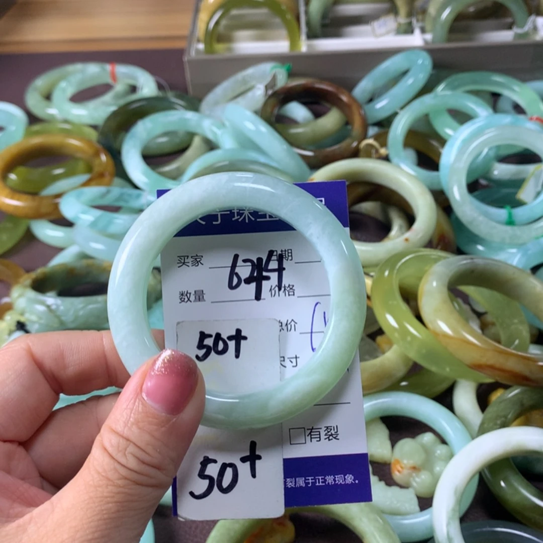 蛇纹石玉未镶嵌手镯644