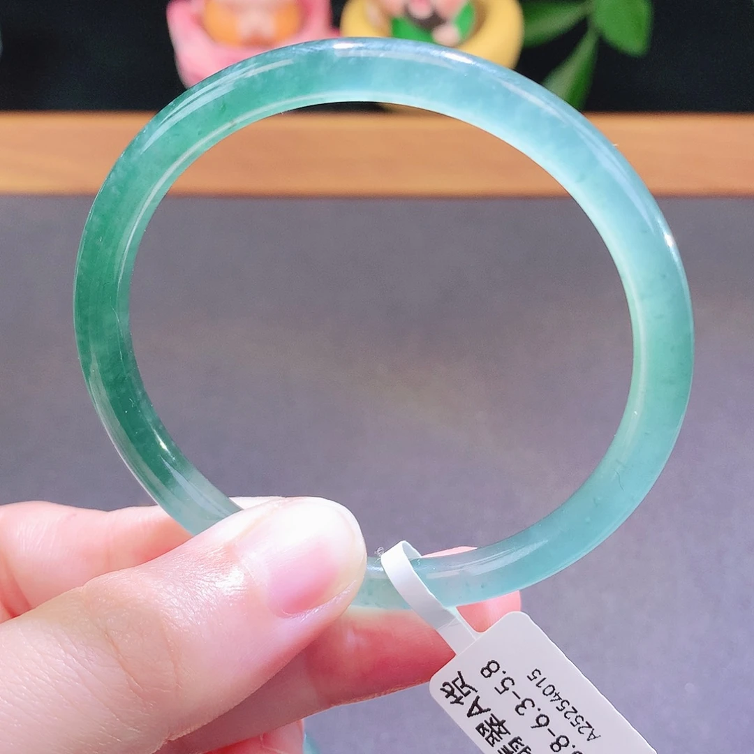 翡翠未镶嵌手镯天然翡翠