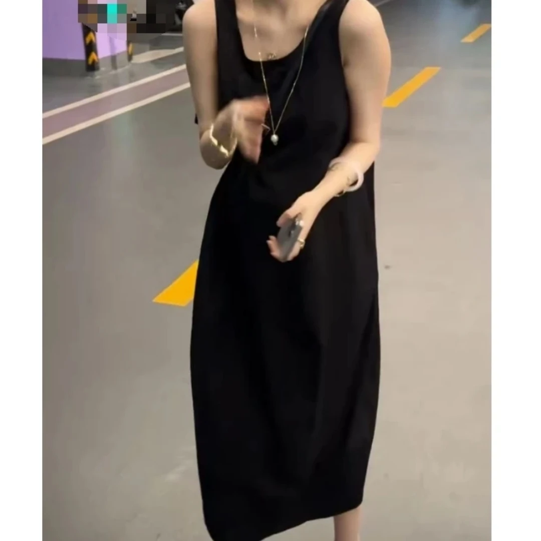 时尚百搭休闲潮流精品女装宽松连衣裙