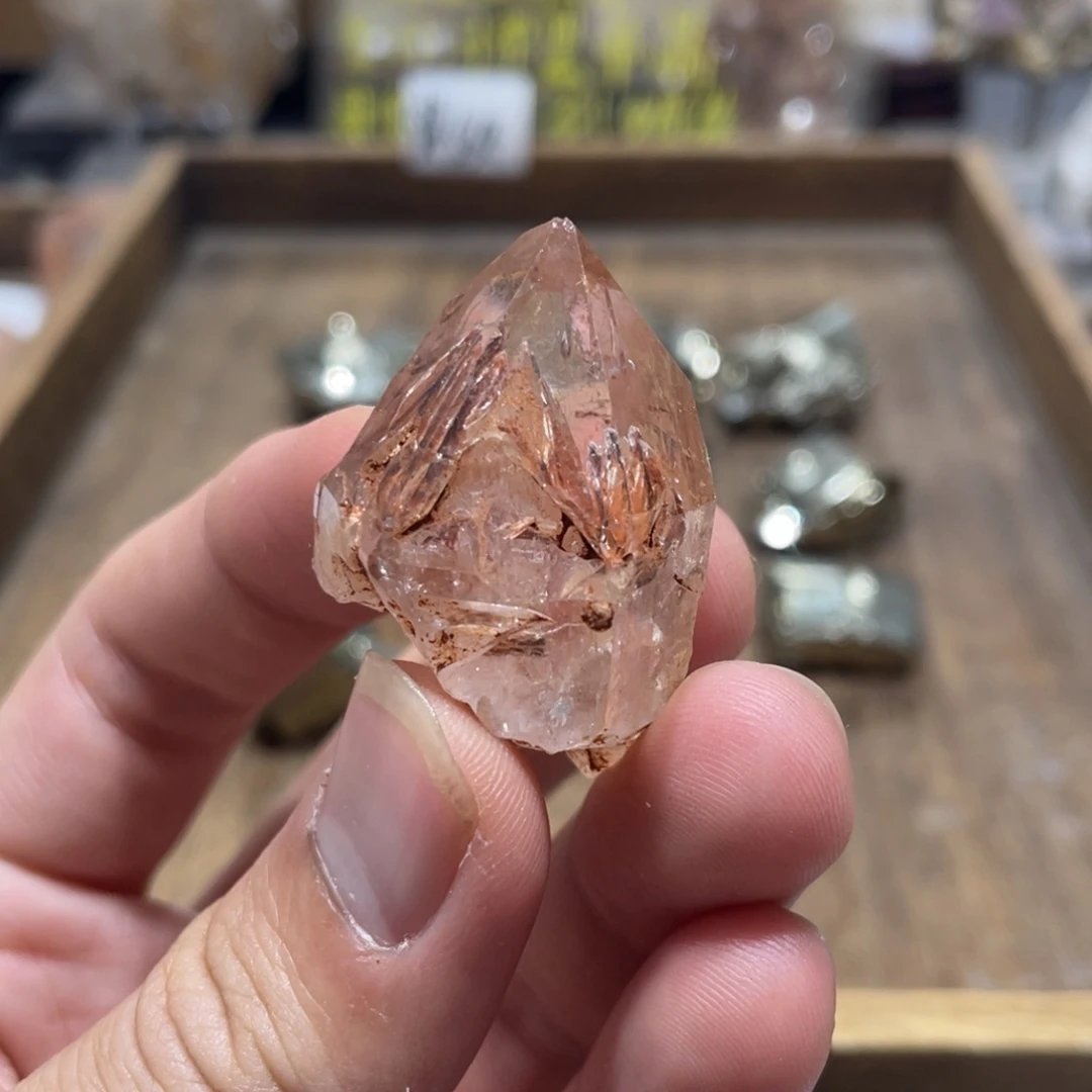 水晶、水晶未镶嵌水晶