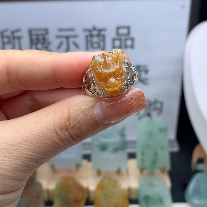 定制翡翠未镶嵌天然翡翠