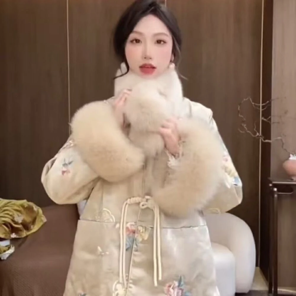 富贵拜年款新中式V领宋锦绣花羽 绒(配可拆卸真狐狸毛袖毛)009-2