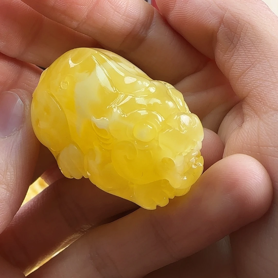 蜜蜡未镶嵌珠宝奇石