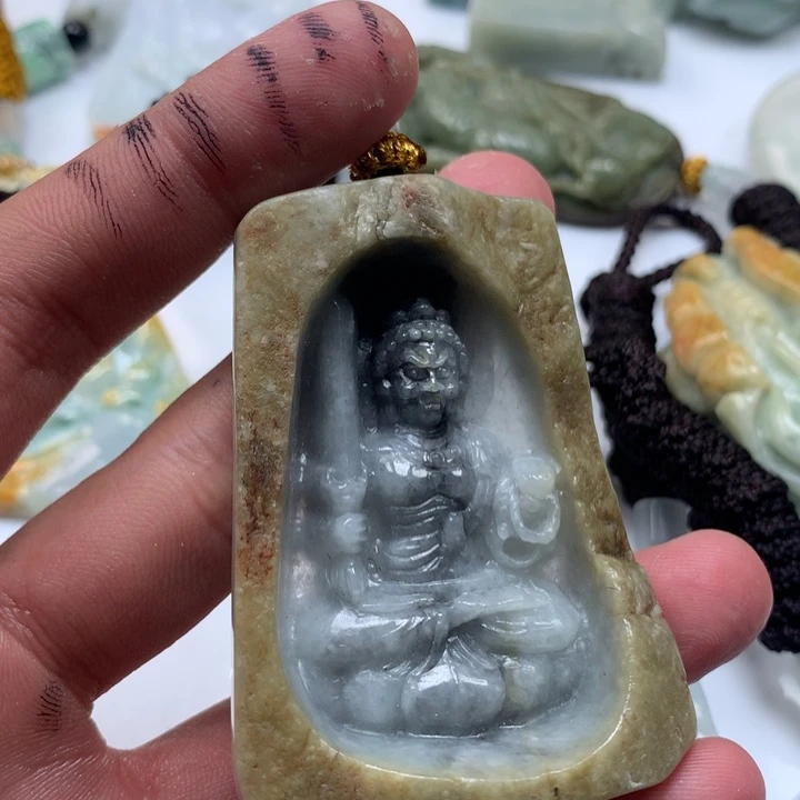 颈饰未镶嵌翡翠保真天然a货翡翠