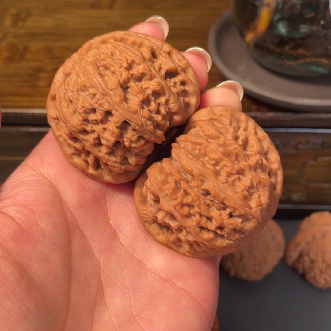 文玩核桃吊坠球疆