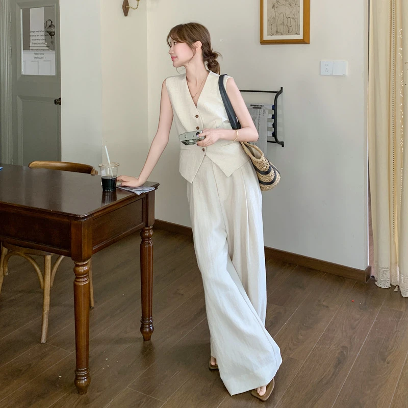张贝贝ibell亚麻天丝老钱风设计感V领马甲+高腰阔腿休闲裤两件套