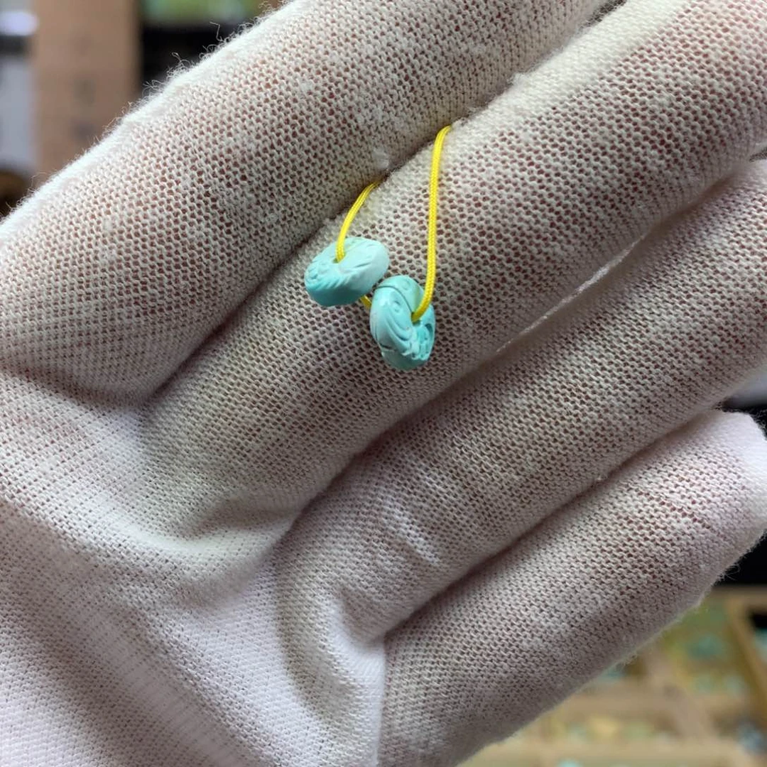 绿松石未镶嵌挂件