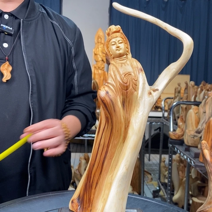 柏木（崖柏）随型摆件