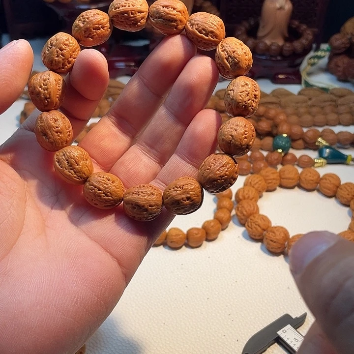 手串桃核小枣核桃